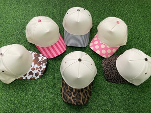 Cappello da camionista personalizzato con stampa leopardata e mucca per donna, berretto da baseball in tela stampato a pois e righe, disponibilità limitata - Product Image 1