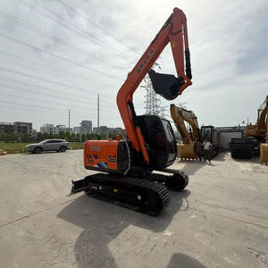 Excavatrice Hitachi ZX70 d'occasion en excellent état, prix bas, modèle 2022, poids opérationnel de 7500 kg, capacité de la cuve de 0,34 m, moteur de 42 kW - Product Image 1