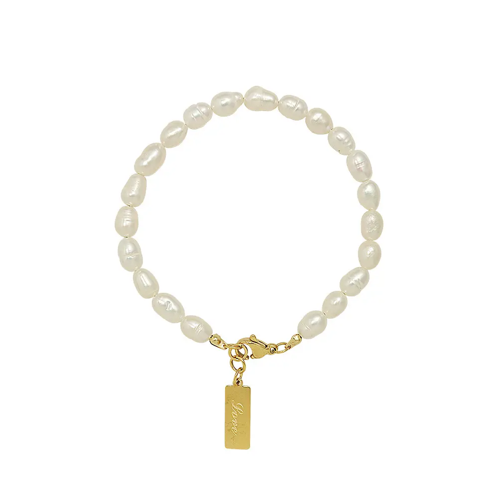 Elegante estilo francés Irregular Natural perla de agua dulce pulsera 18K titanio acero amor tarjeta encanto pulsera para mujer