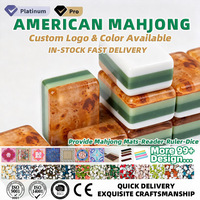Set Mahjong Amerika Berwarna Amber dengan Motif Kayu Akrilik, Ukiran Tangan, 4 Tingkat, Multi Warna, Gaya Amerika untuk Rekreasi, Penggunaan di Rumah, dan Perjalanan