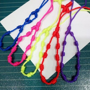 Pulsera de Cruz Hecha a Mano, Cuerda de Nylon Trenzada, Rosario con Nudos Contadores, 12 Colores Aleatorios, Joyería de Regalo, Origen Zhejiang - Product Image 4