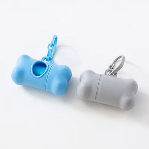 Échantillon gratuit Distributeur de sacs à déjections pour animaux de compagnie personnalisé, léger, en forme d'os, pour l'extérieur - Product Image 4