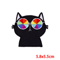 Vente en gros de patchs brodés de dessins animés écologiques personnalisés Logo personnalisé serviette thermocollante patchs de presse à chaud