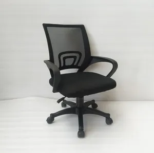 2024 all'ingrosso di plastica nordico semplice schienale in attesa sedie da ufficio bianco sedia da ufficio