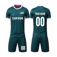 Seragam Sepak Bola Ukuran Dewasa Kustom Lengan Pendek Bermotif 100% Poliester Cepat Kering Berkualitas Tinggi Pakaian Olahraga Unisex Buatan Pakistan