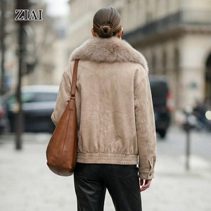 Giacca Corta in Camoscio <span class=keywords><strong>Beige</strong></span> Stile Francese con Collo Oversize in <span class=keywords><strong>Pelliccia</strong></span> Sintetica, Calda per l'Inverno, Bomber in Camoscio <span class=keywords><strong>Beige</strong></span>, <span class=keywords><strong>Cappotto</strong></span> in <span class=keywords><strong>Pelliccia</strong></span> da Donna - Product Image 3