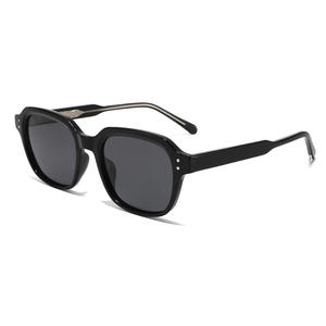 Gafas de Sol Ovaladas para Mujer Conchen, Montura Negra TR, Lentes TAC con Protección UV400, para Viajes, Conducción y Moda - Product Image 3