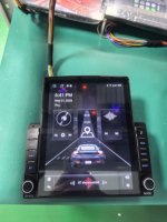Autoradio universel vertical Xitu 8163 Android avec écran tactile capacitif pour tableau de bord, résolution 1920x1080, double commande physique latérale