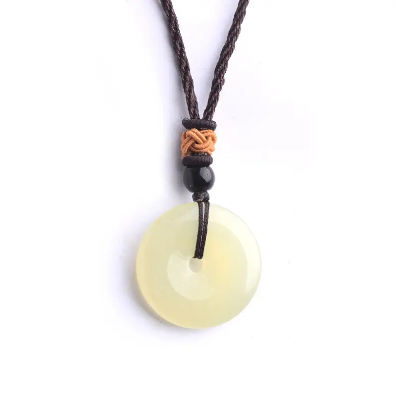 Collier pendentif en jade naturel de la dynastie Tang du siècle Bijoux de fiançailles de style ethnique avec chaîne à boucle de sécurité Xiuyu