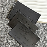 Étiquette personnalisée en cuir PU gaufré, à coudre ou thermocollante avec adhésif 3M pour jeans, sacs, vêtements et accessoires – Fournisseur OEM