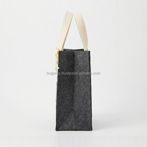 Bolsa de Compras Moderna y Duradera de Fieltro PET Cuadrada Personalizada, Resistente al Uso Regular para Compras, Bolsa Promocional - Product Image 5