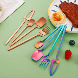 تخفيضات كبيرة على طقم أدوات مائدة من الفولاذ المقاوم للصدأ سكين أواني مائدة غربية مبتكرة طقم أدوات مائدة معلقة ذهبية للحفلات - Product Image 5