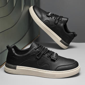 Zapatos de cuero transpirables, modernos y versátiles, adecuados tanto para deportes como para uso casual. Zapatos de trabajo resistentes al agua para hombre. - Product Image 3