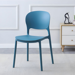 Sedia da Pranzo in Plastica PP Impermeabile dal Design Moderno e Contemporaneo, Prezzo di Fabbrica, per Arredamento Casa, Ristorante, Caffè - Product Image 1