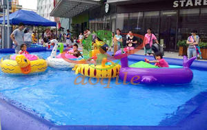 Télécommande à commande électrique cygne blanc gonflable flottant <span class=keywords><strong>bateau</strong></span> électrique <span class=keywords><strong>eau</strong></span> motorisée animal pare-chocs <span class=keywords><strong>bateau</strong></span> - Product Image 3