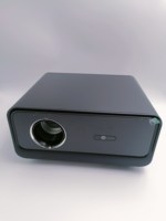 Projecteur Ultra haute luminosité avec 1200 Ansi Lumens 4K LED Android 13.0 Smart TV pour Home cinéma.