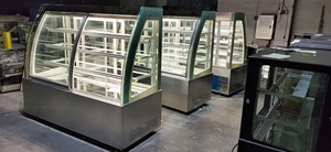 Tủ trưng bày bánh có cửa trượt phía trước - Product Image 3