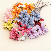 Fleurs artificielles de lys à 3 têtes, fleurs simulées pour allée de mariage, art floral, matériel floral pour la décoration et l'arrangement de mariage