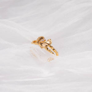 แหวนแฟชั่นเครื่องประดับชั้นดี ชุบทอง 18K ประดับเพชรซิคอนหลากสี แหวนเงินแท้ 925 ลายพื้นผิว ประดับเพชรซิคอนสีน้ำเงิน สำหรับสาวๆ - Product Image 2