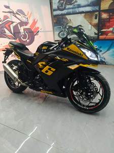 Moto Little <span class=keywords><strong>Ninja</strong></span> <span class=keywords><strong>450</strong></span> bicylindre refroidie par eau - Product Image 6