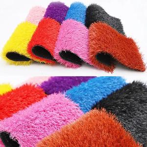 इनडोर उपयोग के लिए रंगीन कृत्रिम टर्फ घास घास मनोरंजन पार्क के लिए टिकाऊ बहुमुखी सिंथेटिक गार्डन परिदृश्य का उपयोग अच्छी कीमत का उपयोग करता है। - Product Image 1