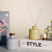Diffuseur de parfum à bâtonnets longue durée OEM ODM 50 ml, diffuseur d'arômes naturels pour la maison, la chambre, la salle de bain, le bureau, vente en gros