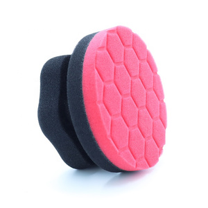 <span class=keywords><strong>BONNO</strong></span> Vente en gros Tampon de cire en mousse de haute qualité Rouge à prise hexagonale Cirage à la main Mousse de polissage pour pneus de voiture Tampons applicateurs de cire éponge - Product Image 2