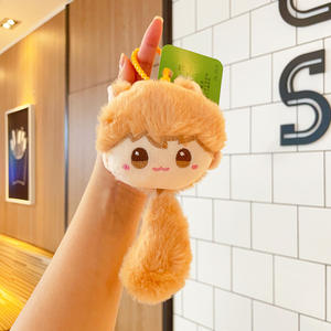 Nouvelle poupée en peluche de 6 pouces, style <span class=keywords><strong>TikTok</strong></span>, motif <span class=keywords><strong>renard</strong></span>, pendentif, porte-clés, jouet en peluche, vente en gros - Product Image 6