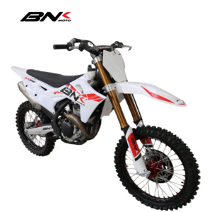 BNK Super Ventas 2026 Motocicleta Deportiva Todoterreno de Gasolina de Alto Rendimiento Auténtica para Carreras y Cross - Product Image 4