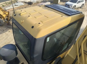 Excavadora Usada Komatsu PC270-7 Versátil de Gran Tamaño para Movimiento de Tierras a Gran Escala - Product Image 3