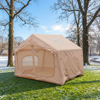 Grand abri familial portable imperméable avec auvent pour une installation facile, tente de camping pour les voyages et les pique-niques. Tente de camping gonflable pour l'hiver.