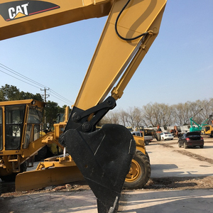 Excavatrice sur chenilles d'occasion 330B/330CL/330DL, capacité de la benne de 1,2 m³, poids de la machine de 33 000 kg, équipement de construction d'occasion - Product Image 1