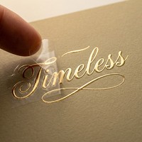 Étiquette de transfert en vinyle doré brossé durable personnalisée, logo en relief 3D pour flacon de parfum cosmétique haut de gamme
