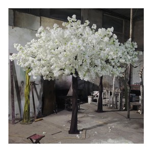 Arbre artificiel de cerisier blanc pour décoration d'événements de restaurant, faux arbre de sakura avec tronc robuste pour décoration de mariage et de jardin - Product Image 1