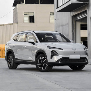 Véhicule hybride électrique compact SUV Wuling Starlight S PHEV, très demandé, pour exportation à l'étranger. - Product Image 3