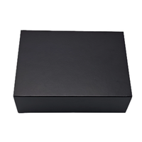 Boîte cadeau magnétique carrée rigide recyclable personnalisable avec logo personnalisé, estampage à chaud et revêtement UV, emballage en carton