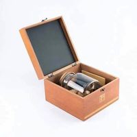 Boîte cadeau en bois de luxe à charnières avec fermeture métallique, logo gravé sur mesure, boîte en bois avec insert en mousse EVA pour pot à thé en verre
