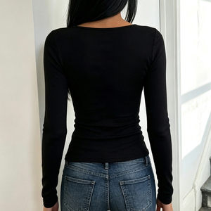 Camiseta de Manga Larga Ajustada para Mujer, con Bordado Floral Dorado de Lujo, Cuello Redondo, Elástica e Informal - Product Image 5