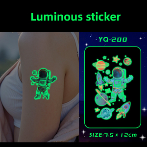 定制卡通发光安全贴纸夜光贴纸儿童宇航员飞船防水纹身贴纸 - Product Image 2