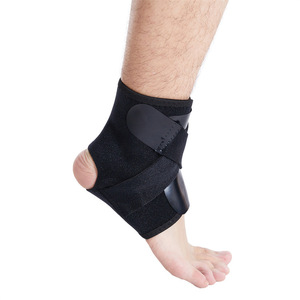 Attelle <span class=keywords><strong>de</strong></span> cheville pour homme Soulage la douleur et l'enflure douloureux et les douleurs <span class=keywords><strong>de</strong></span> foulures Attelle <span class=keywords><strong>de</strong></span> cheville réglable - Product Image 3