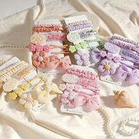 Ensemble de pinces à cheveux en tissu avec nœuds et chouchous floraux pour enfants et filles – Accessoires capillaires mignons et esthétiques – Vente en gros – Coffret cadeau boutique