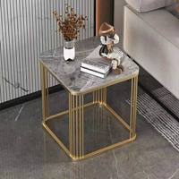 Table basse carrée moderne et portable avec plateau en métal et marbre et cadre doré - Finition blanc et or, meubles de salon