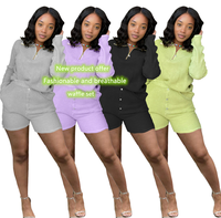 Collection Printemps 2024 : Ensemble deux pièces court en maille gaufrée pour femme, couleur unie, manches longues, tenue d'été décontractée