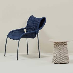 ชุดโต๊ะเก้าอี้รับประทานอาหารกลางแจ้งทันสมัย ทนทาน กันน้ำ ทำจากหวาย เหมาะสำหรับห้องนั่งเล่น ระเบียง วิลล่า โรงแรม และลานบ้าน - Product Image 4