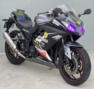Motocicleta Deportiva <span class=keywords><strong>Kawasaki</strong></span> Ninja Usada, 200-400cc, Motor Refrigerado por Agua, con Sistema <span class=keywords><strong>de</strong></span> Frenos ABS, <span class=keywords><strong>de</strong></span> Gasolina - Product Image 1