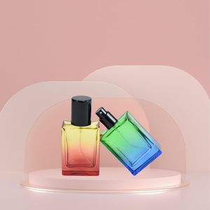 Flacon pulvérisateur de parfum en verre transparent noir mat de 50 ml, carré, de luxe, vide, rechargeable, avec pompe, en promotion - Product Image 3