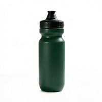 Bouteille d'eau potable multifonctionnelle personnalisée en plastique sans BPA de 600ml pour vélo et sport avec bouchon poussoir/traction ouvert