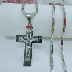 Kalung salib Yesus Santo Benedict baja tahan karat liontin salib agama berlapis emas untuk pria perhiasan Kristen trendi - Product Image 6