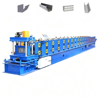 Machine de formage de gouttières métalliques sur mesure pour la construction