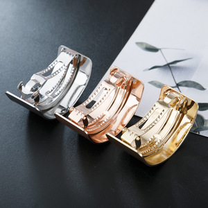 À la mode 4.9cm métal Snap épingle à <span class=keywords><strong>cheveux</strong></span> or courbé <span class=keywords><strong>Volume</strong></span> <span class=keywords><strong>Barrette</strong></span> pinces à <span class=keywords><strong>cheveux</strong></span> automatiques Style européen américain alliage pince à <span class=keywords><strong>cheveux</strong></span> - Product Image 6